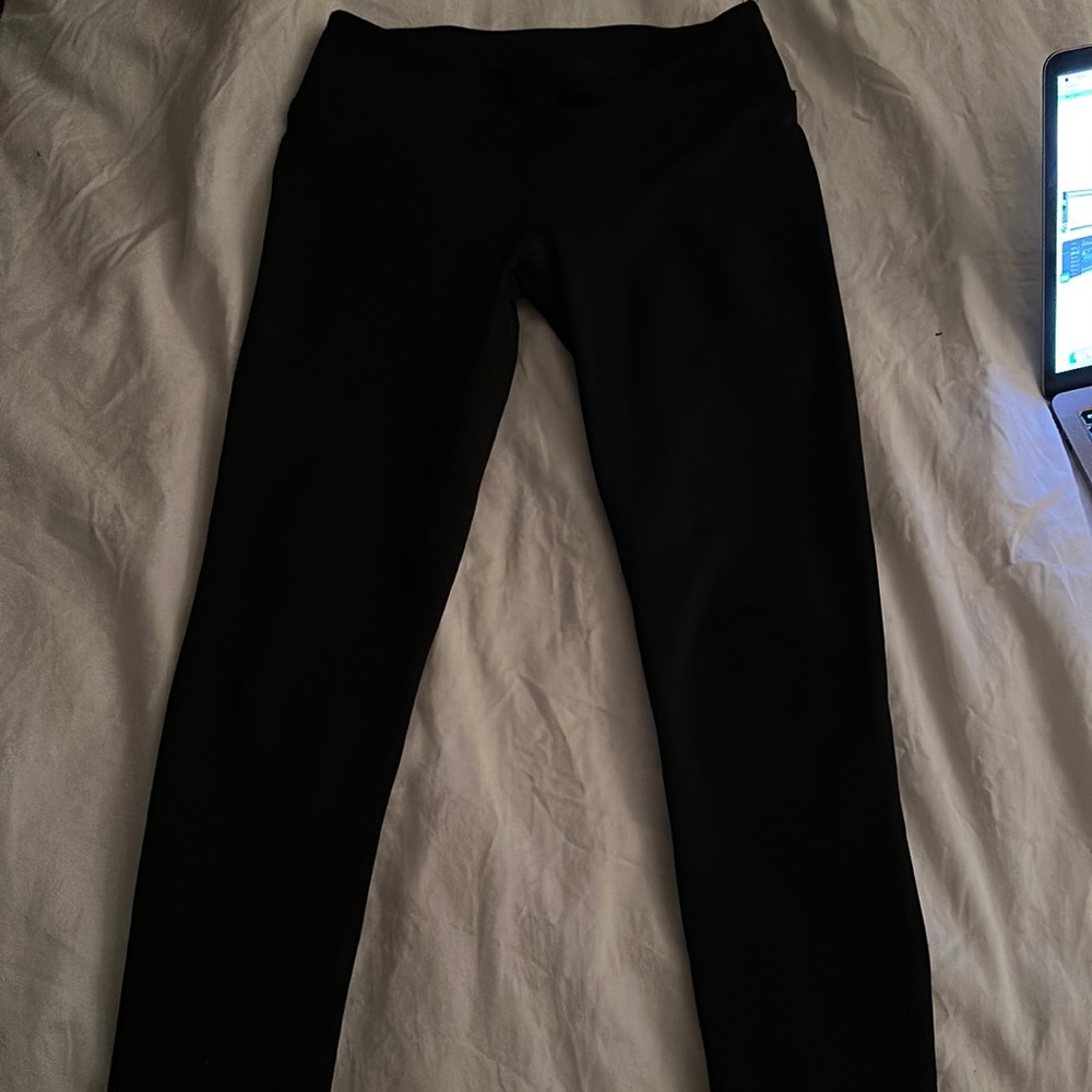 black fabletics leggings